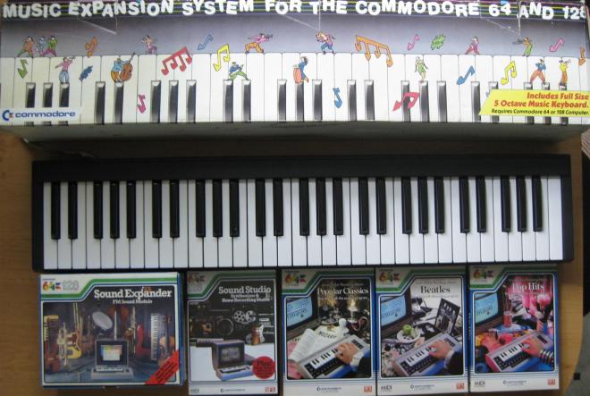Music_Expansion_System_C64_33_Retroport+$28Large$29