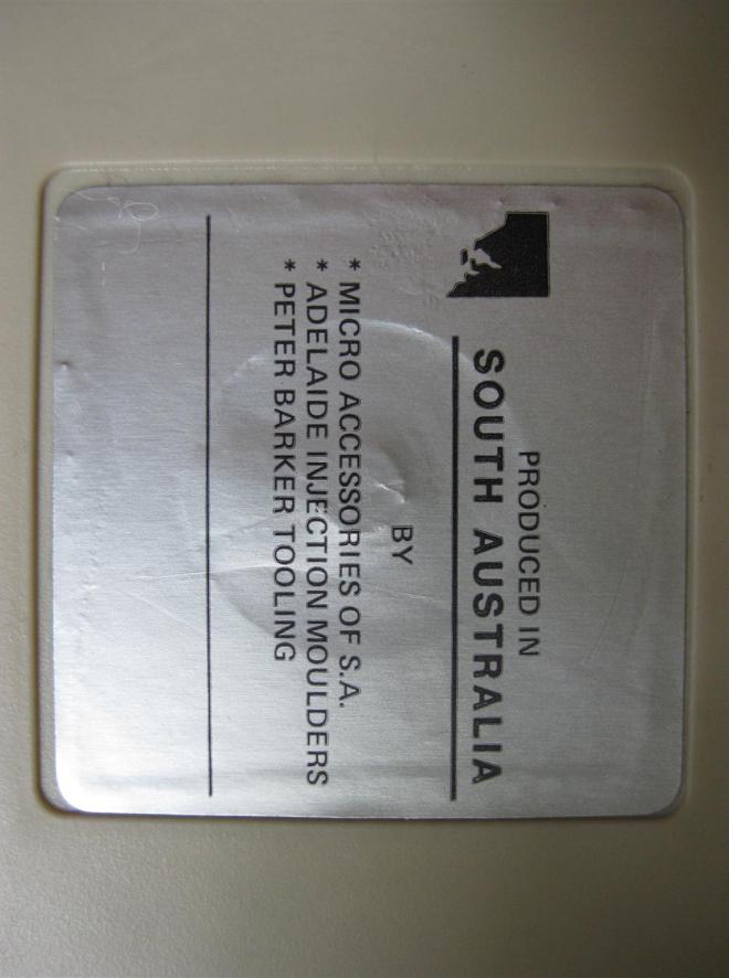 Slimline_C64_Retroport_5+$28Large$29